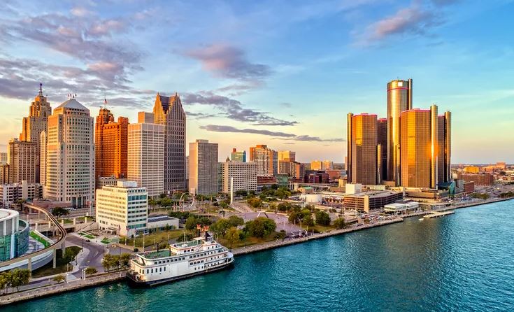 12 Romantic Getaways in Michigan