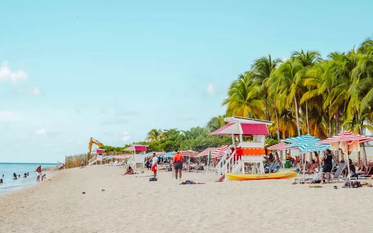 Cave Beach