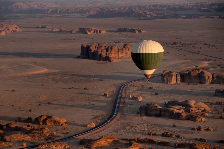 Hot Air Balloon Adventures at Hegra